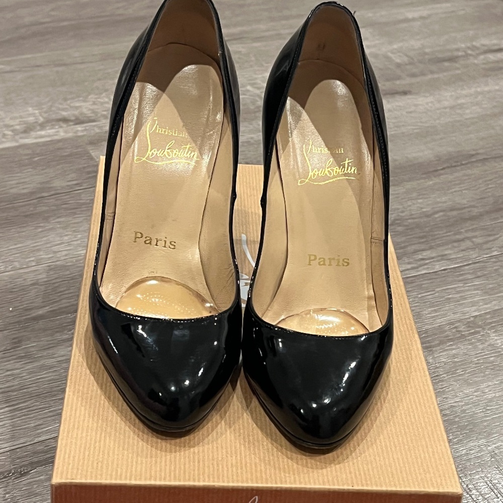 Christian Louboutin Pumps